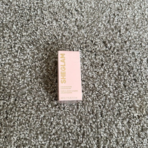 ❌❌Sheglam Blush❌❌ SOLD ON MERCARI❌❌ - Picture 3 of 4